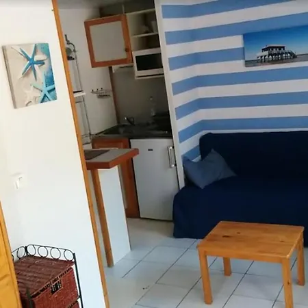 Chalet Chalet Cosy A Mestras Avec Piscine Partagee *