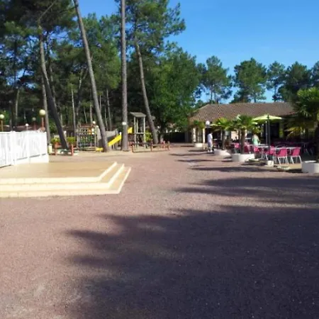 Chalet Cosy A Mestras Avec Piscine Partagee * Gujan-Mestras