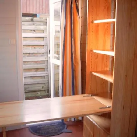 Chalet Cosy A Mestras Avec Piscine Partagee Chalet Gujan-Mestras