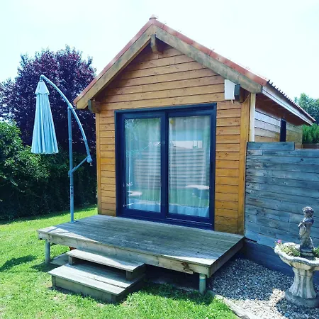 Chalet Avec Piscine Partagee A