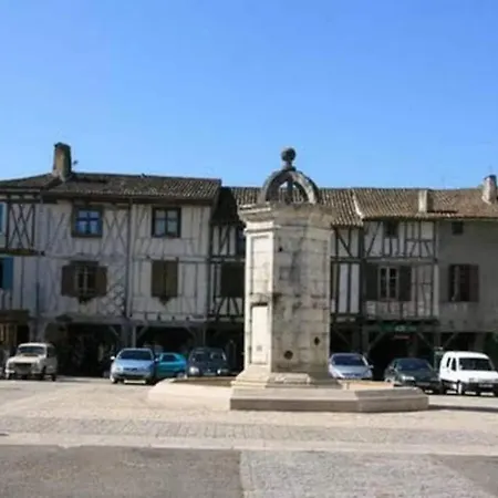 Avec Piscine Partagee A